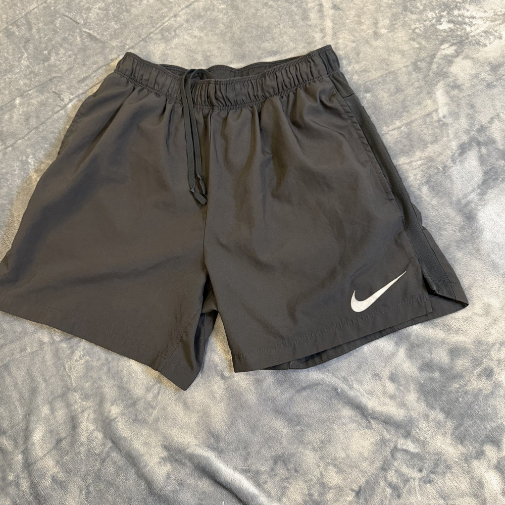 Nike Challenger Men 5in Running Shorts Small Black Dri-Fit Gym Active Flaws